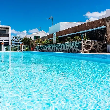 Froggy's * Πουέρτο Ντελ Κάρμεν